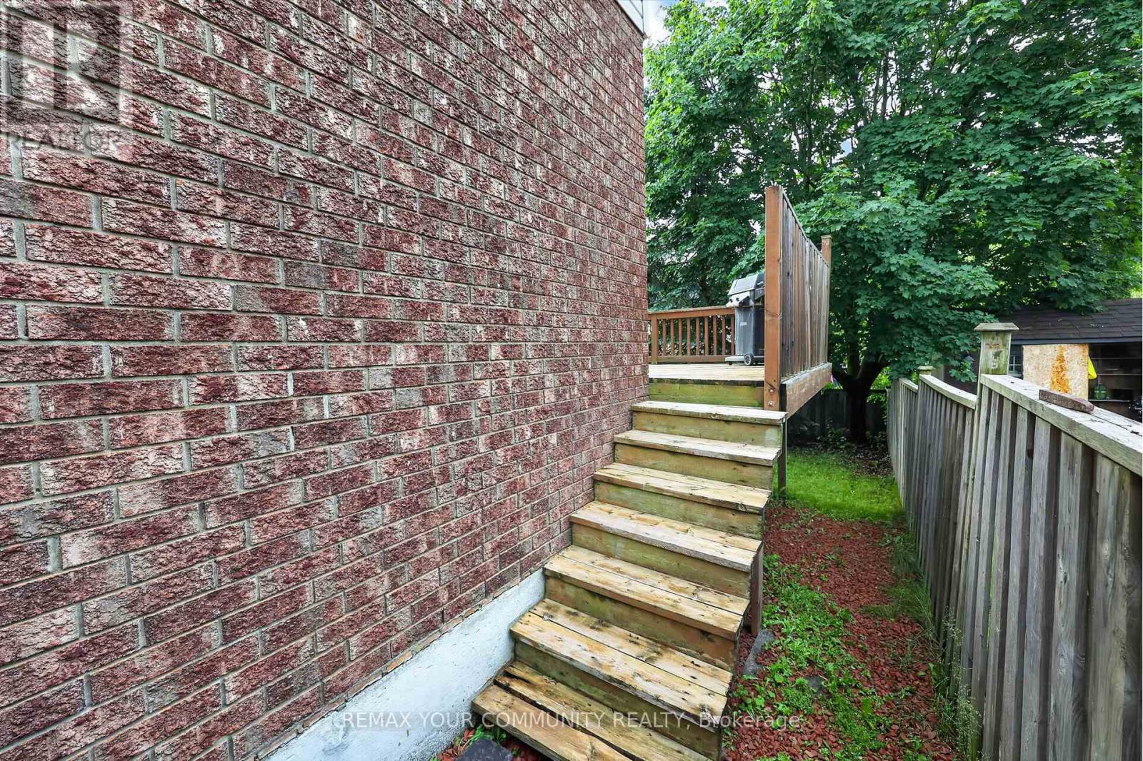 82 Ondrey Street, Bradford West Gwillimbury (Bradford), Ontario  L3Z 2W9 - Photo 28 - N13436402