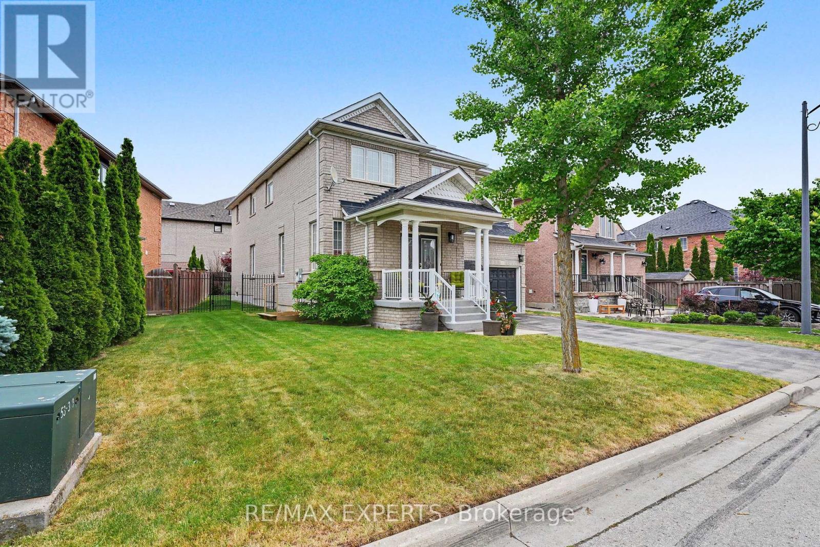 15 Arrowood Crescent, Vaughan, Ontario  L4H 2R4 - Photo 10 - N13436504