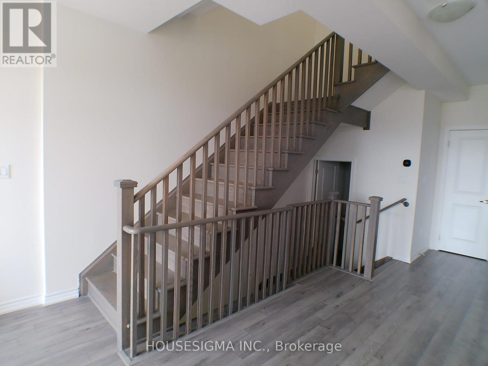 132 Turnberry Lane, Barrie (Painswick South), Ontario  L9J 0M3 - Photo 11 - S13436418