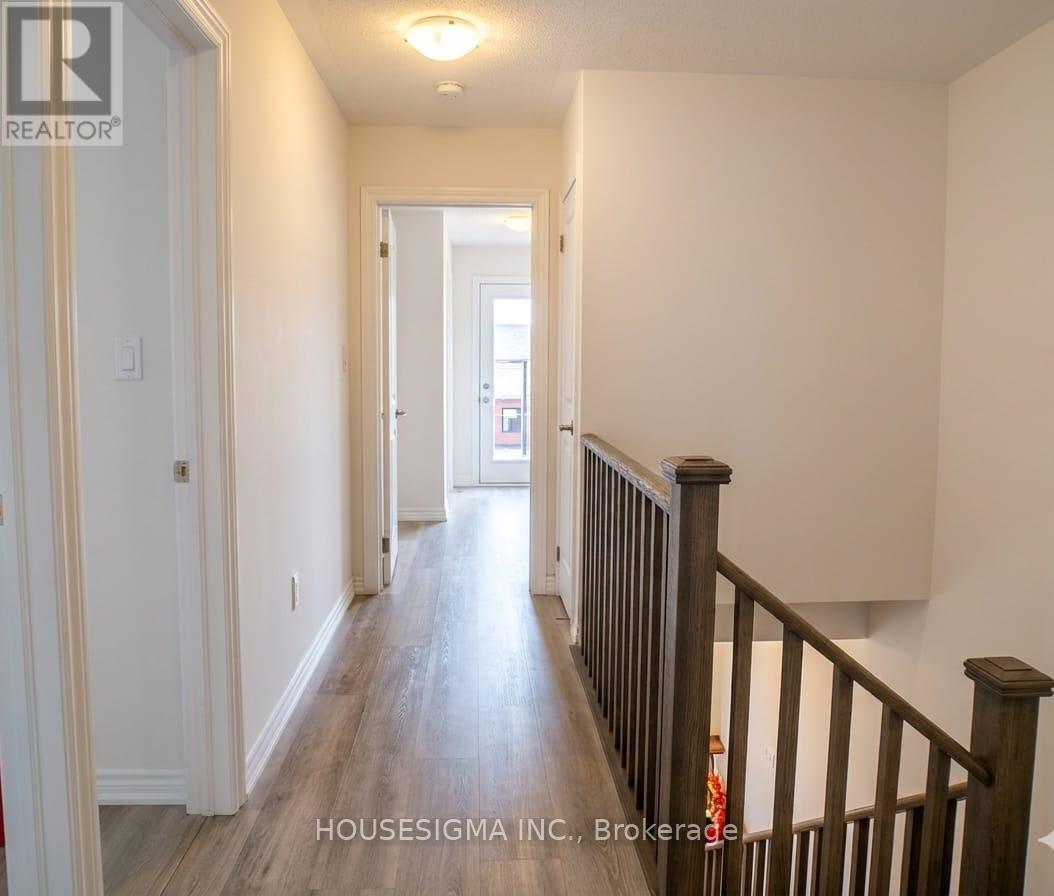 132 Turnberry Lane, Barrie (Painswick South), Ontario  L9J 0M3 - Photo 12 - S13436418