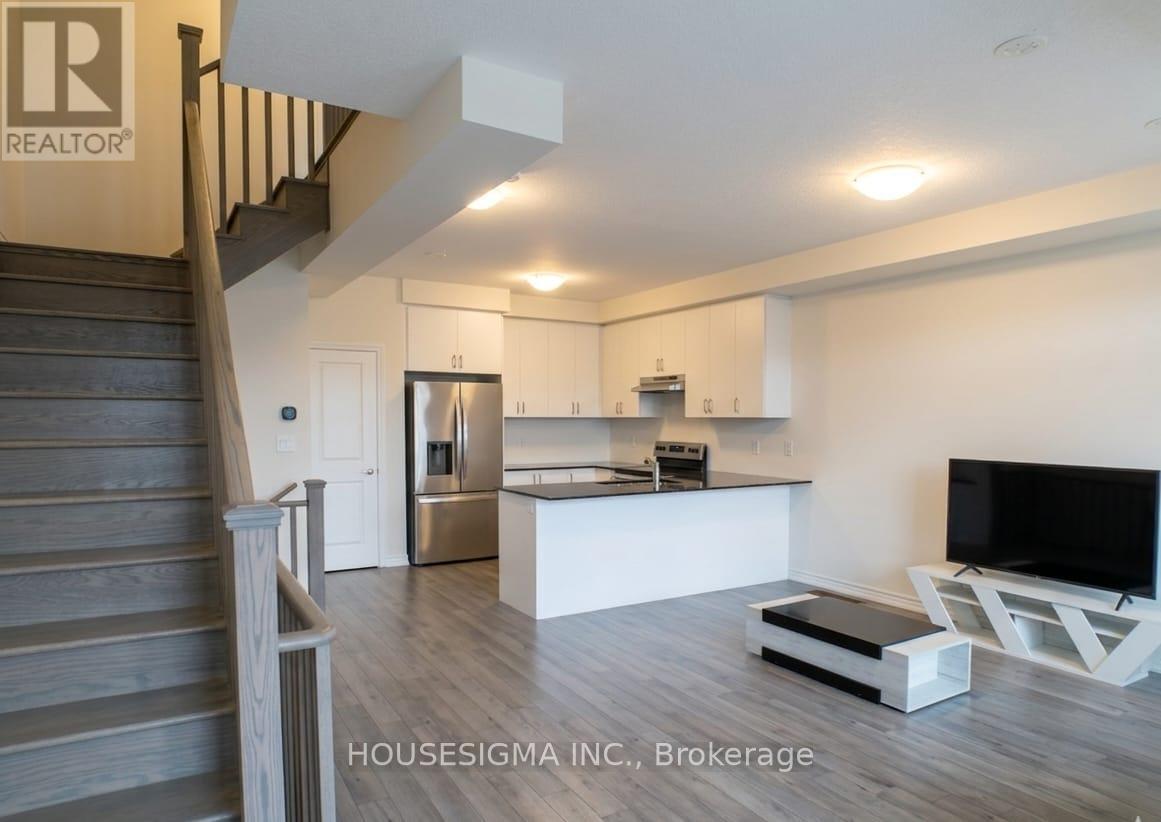 132 Turnberry Lane, Barrie (Painswick South), Ontario  L9J 0M3 - Photo 8 - S13436418