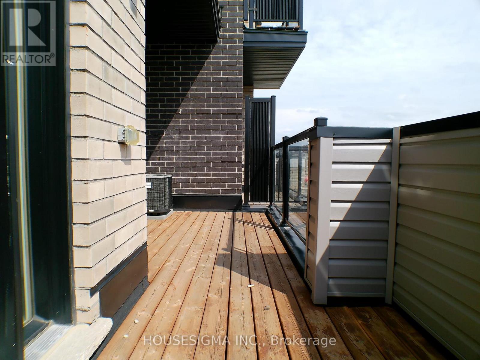 132 Turnberry Lane, Barrie (Painswick South), Ontario  L9J 0M3 - Photo 9 - S13436418