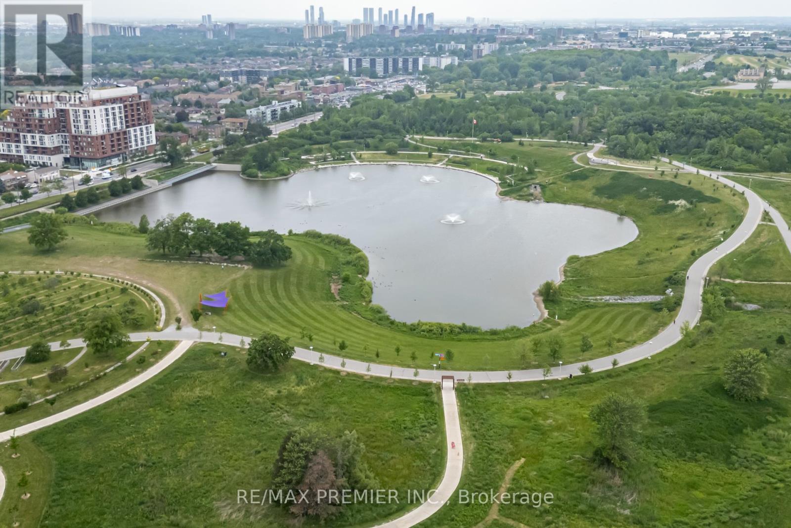 1 - 45 Thomas Mulholland Drive, Toronto, Ontario  M3K 0A5 - Photo 6 - W13436302
