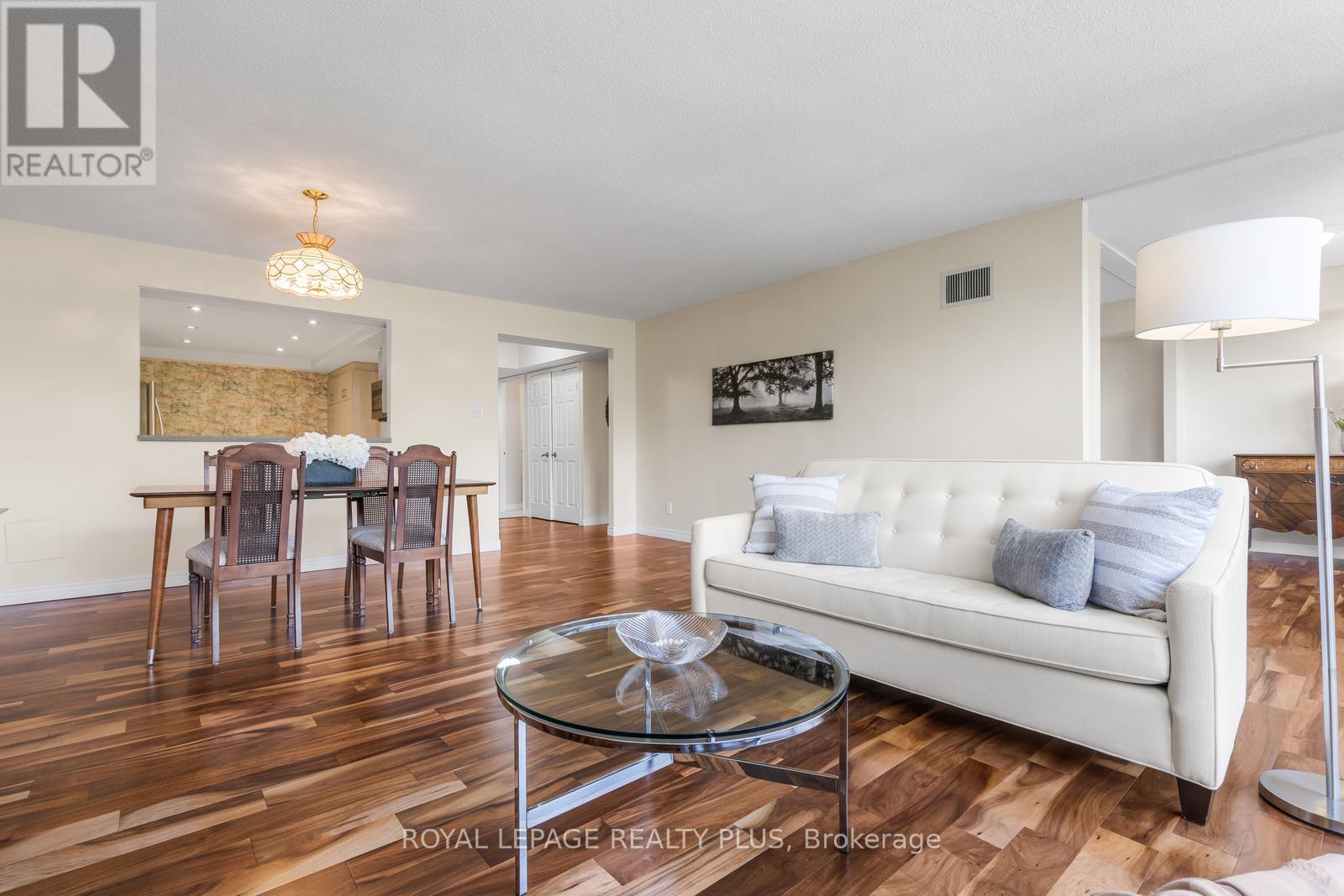 301 - 330 Mill Street S, Brampton, Ontario  L6Y 3V3 - Photo 11 - W13436318