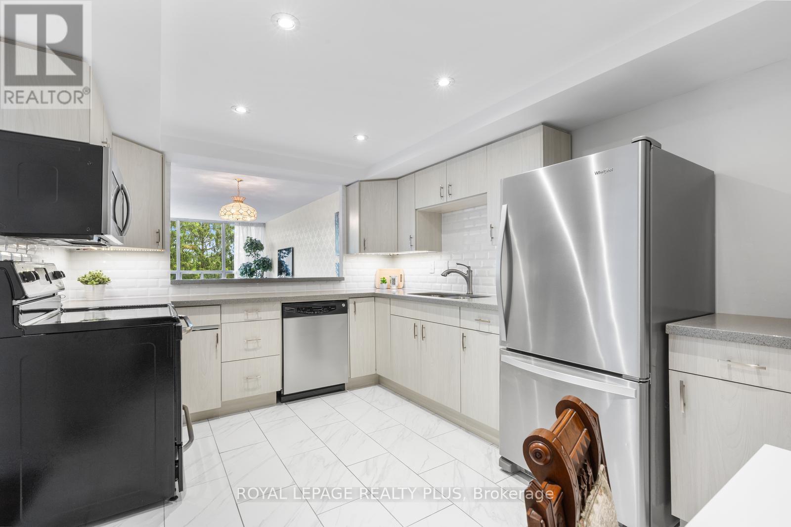301 - 330 Mill Street S, Brampton, Ontario  L6Y 3V3 - Photo 15 - W13436318