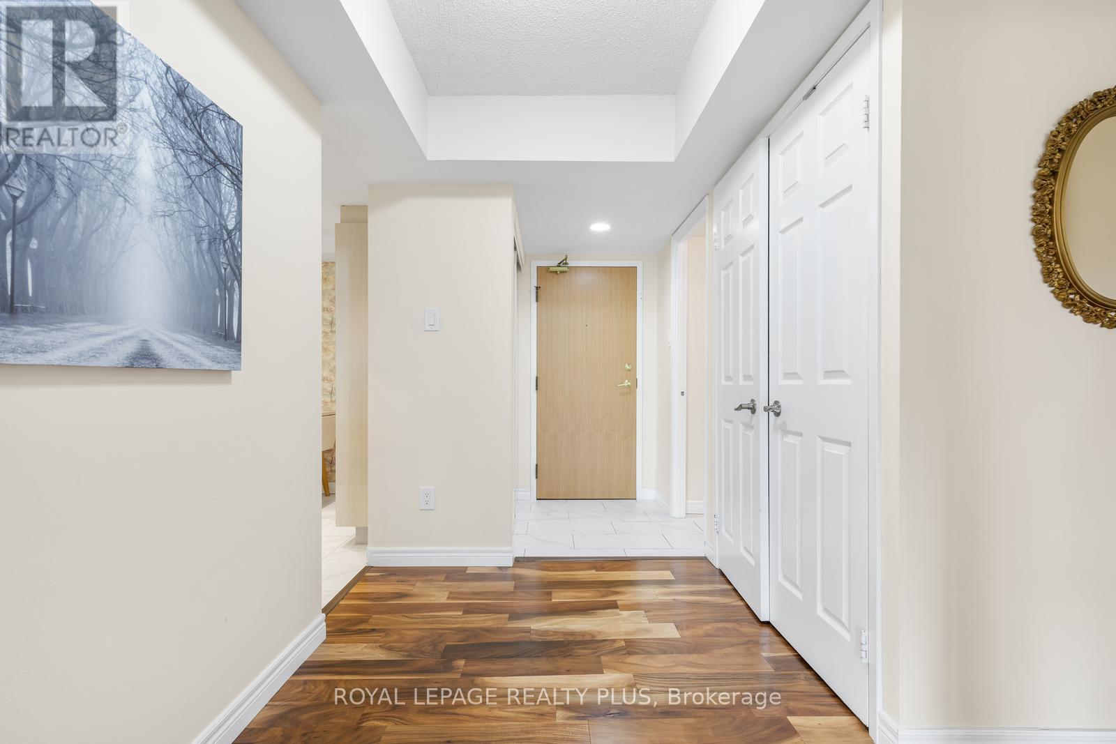 301 - 330 Mill Street S, Brampton, Ontario  L6Y 3V3 - Photo 6 - W13436318