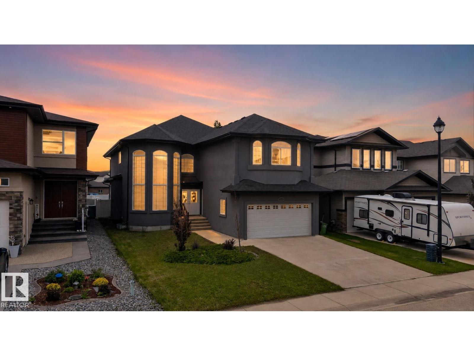 647 FRASER VISTA VS NW, Edmonton, Alberta