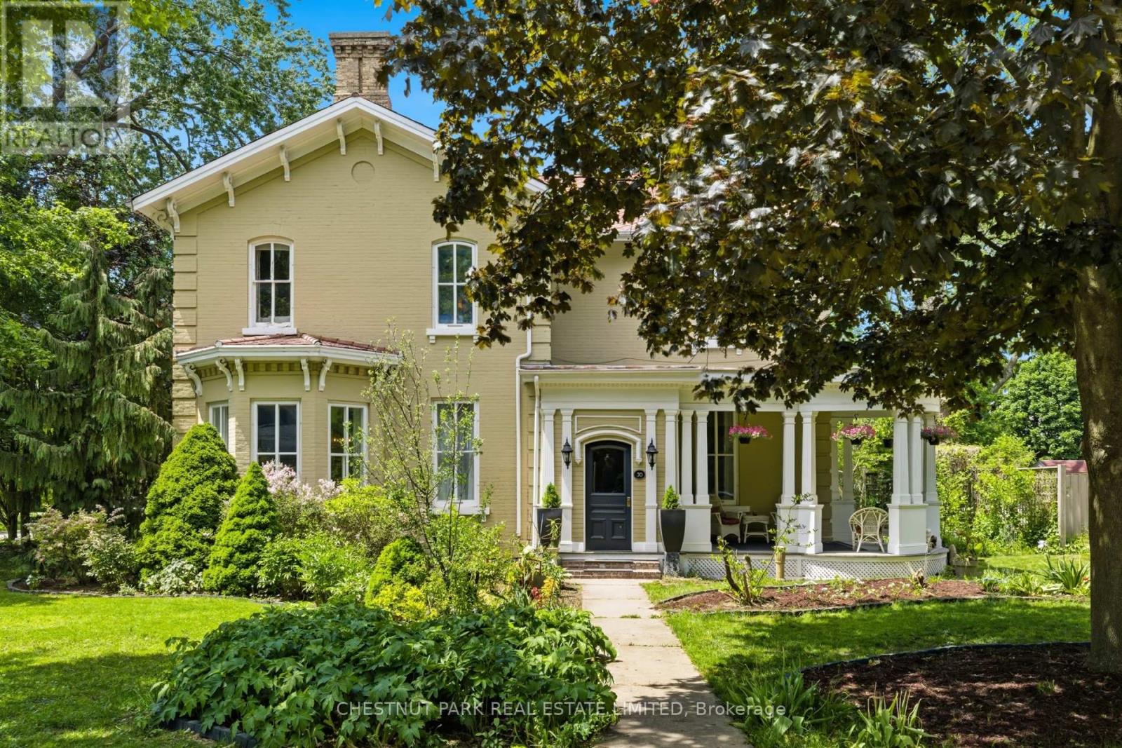 30 SHREWSBURY STREET, Stratford, Ontario