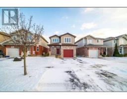 60 EVERGLADE CRESCENT, Kitchener, Ontario