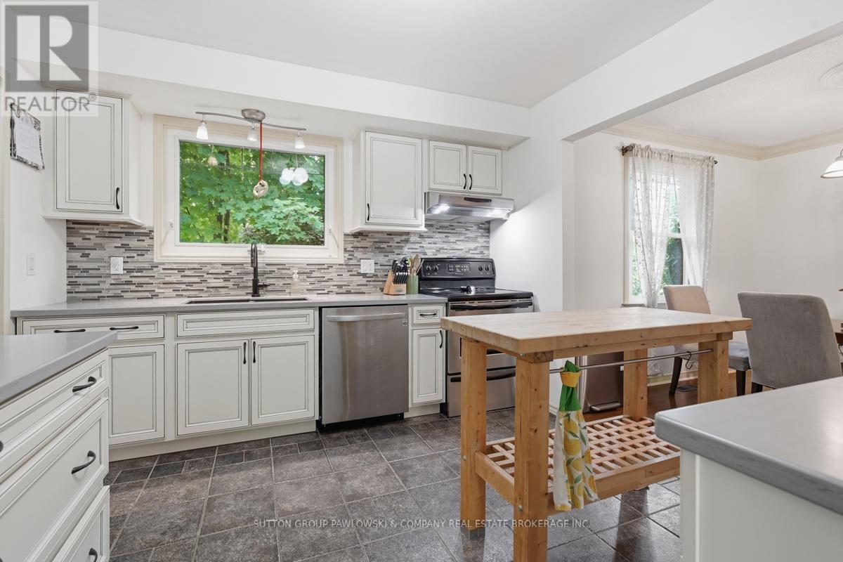 35 Key Hill Road, London North, Ontario  N6G 2G2 - Photo 11 - X13436696