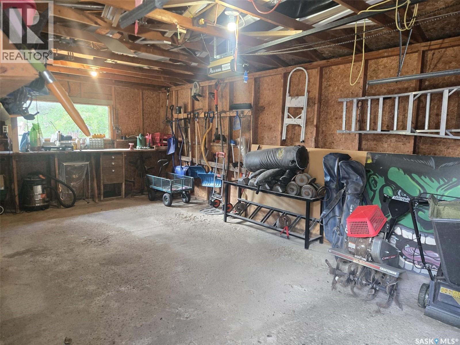 613 3rd Street W, Wilkie, Saskatchewan  S0K 4W0 - Photo 21 - SK039035