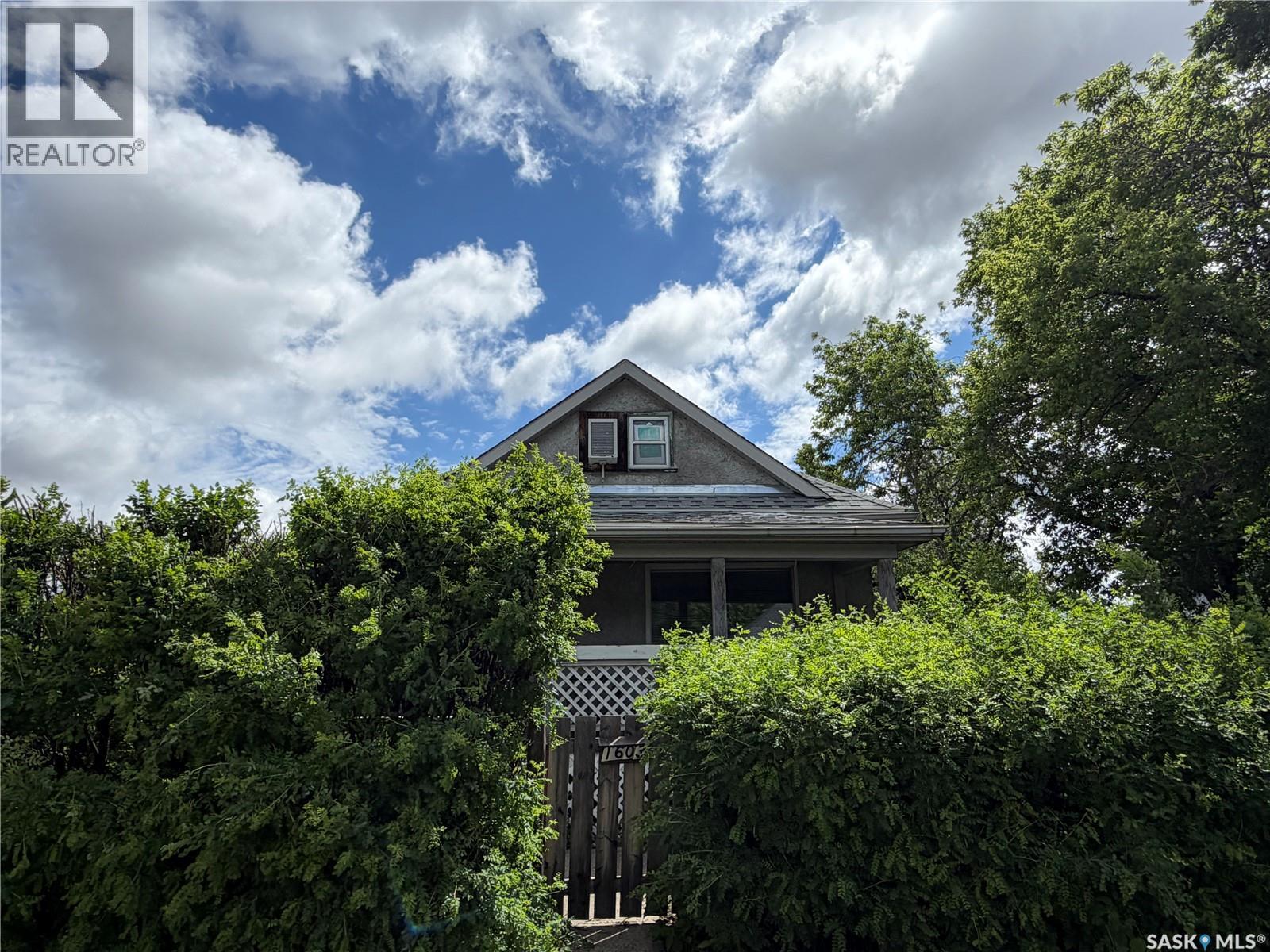 1603 Garnet Street, Regina, Saskatchewan  S4T 2Z1 - Photo 1 - SK038970