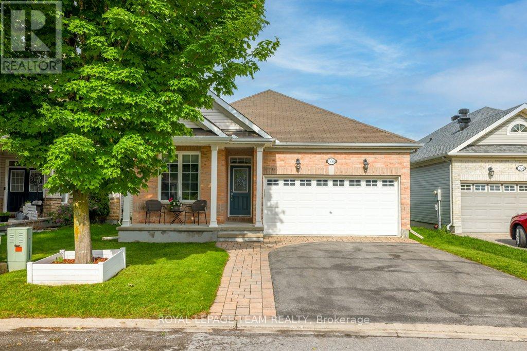 556 DALEWOOD CRESCENT, Ottawa, Ontario