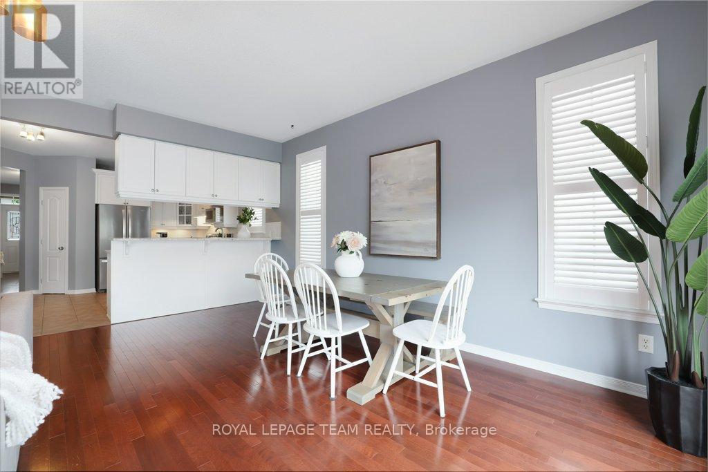 556 Dalewood Crescent, Ottawa, Ontario  K2S 0L3 - Photo 8 - X13436622