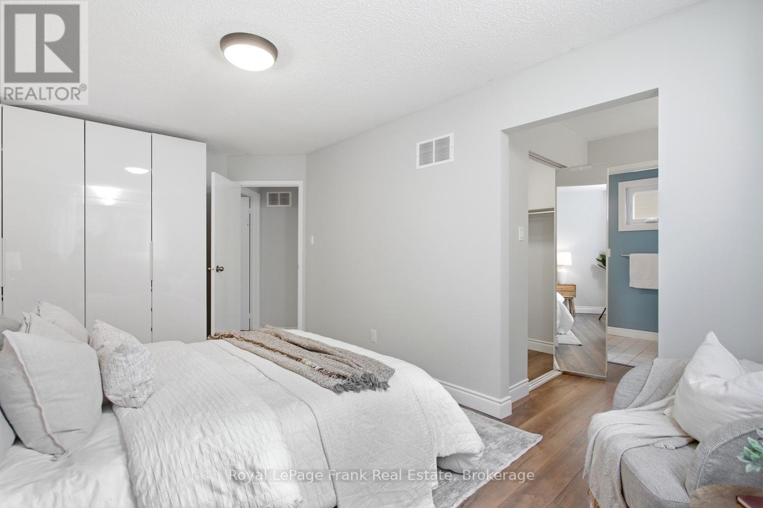 731 Honey Tree Court, Whitby, Ontario  L1N 7W5 - Photo 23 - E13434196