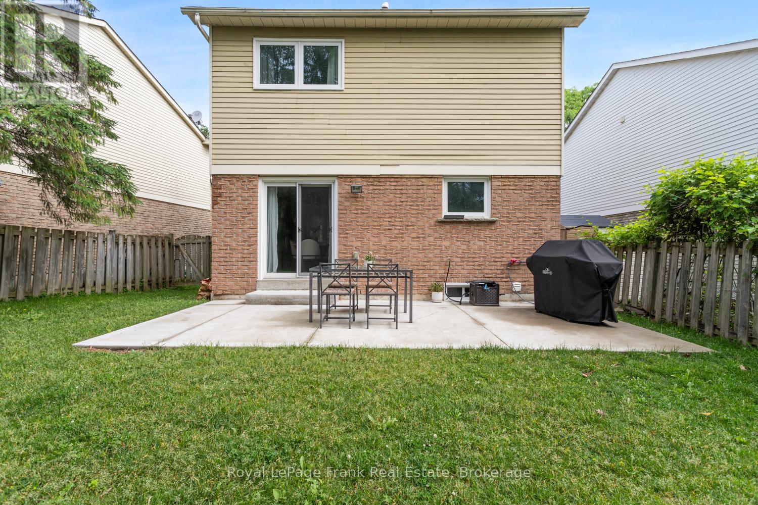 731 Honey Tree Court, Whitby, Ontario  L1N 7W5 - Photo 37 - E13434196