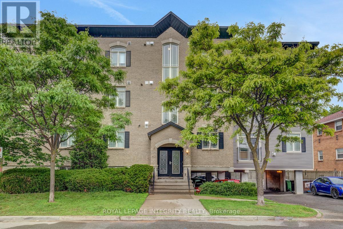 402 - 711 CHURCHILL AVENUE N, Ottawa, Ontario