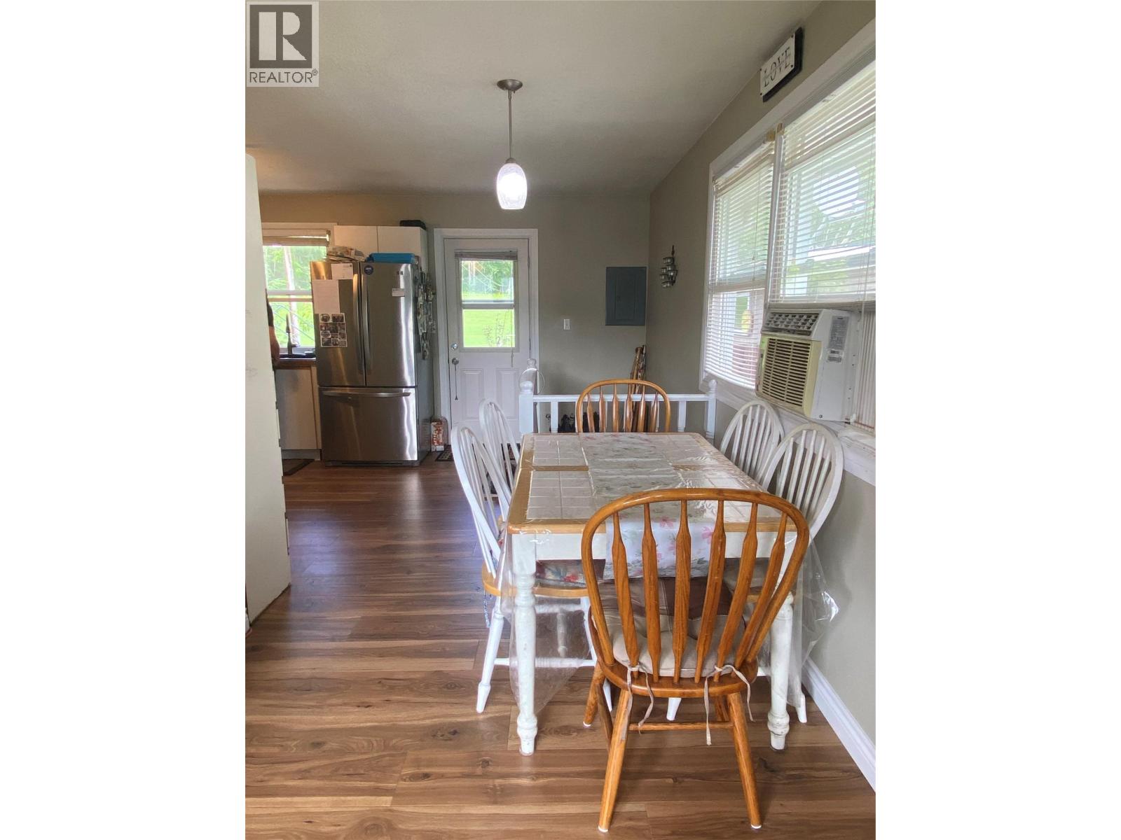 1153 Marianna Crescent, Trail, British Columbia  V1R 5C1 - Photo 4 - 10387564