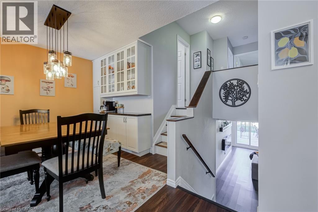 2348 Malcolm Crescent, Burlington, Ontario  L7P 4H4 - Photo 11 - 40834153