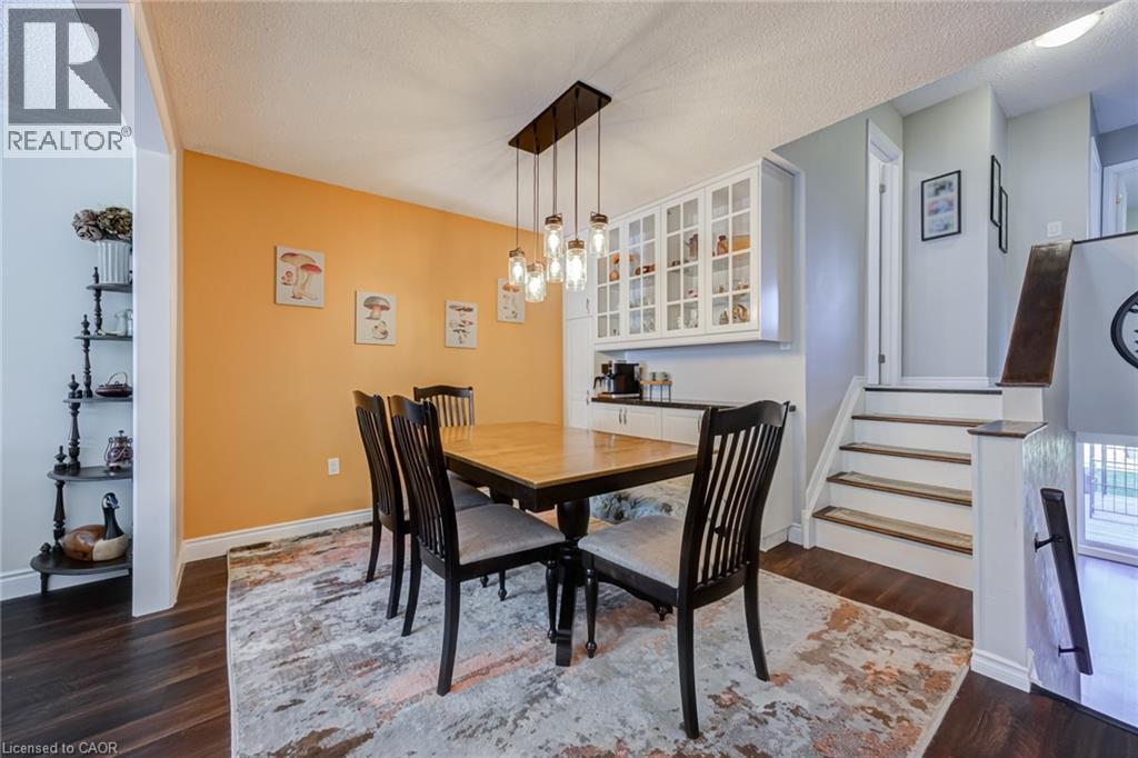 2348 Malcolm Crescent, Burlington, Ontario  L7P 4H4 - Photo 9 - 40834153