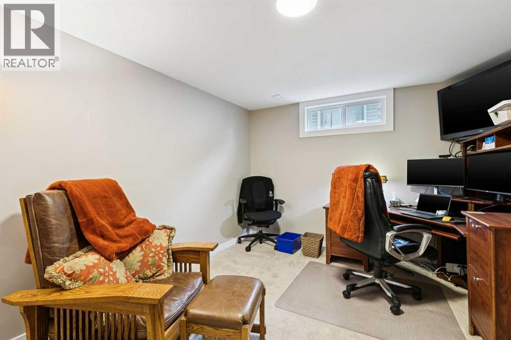3212 Conrad Drive NW, Calgary, Alberta T2L 1B4 - Photo 28 - A2317187