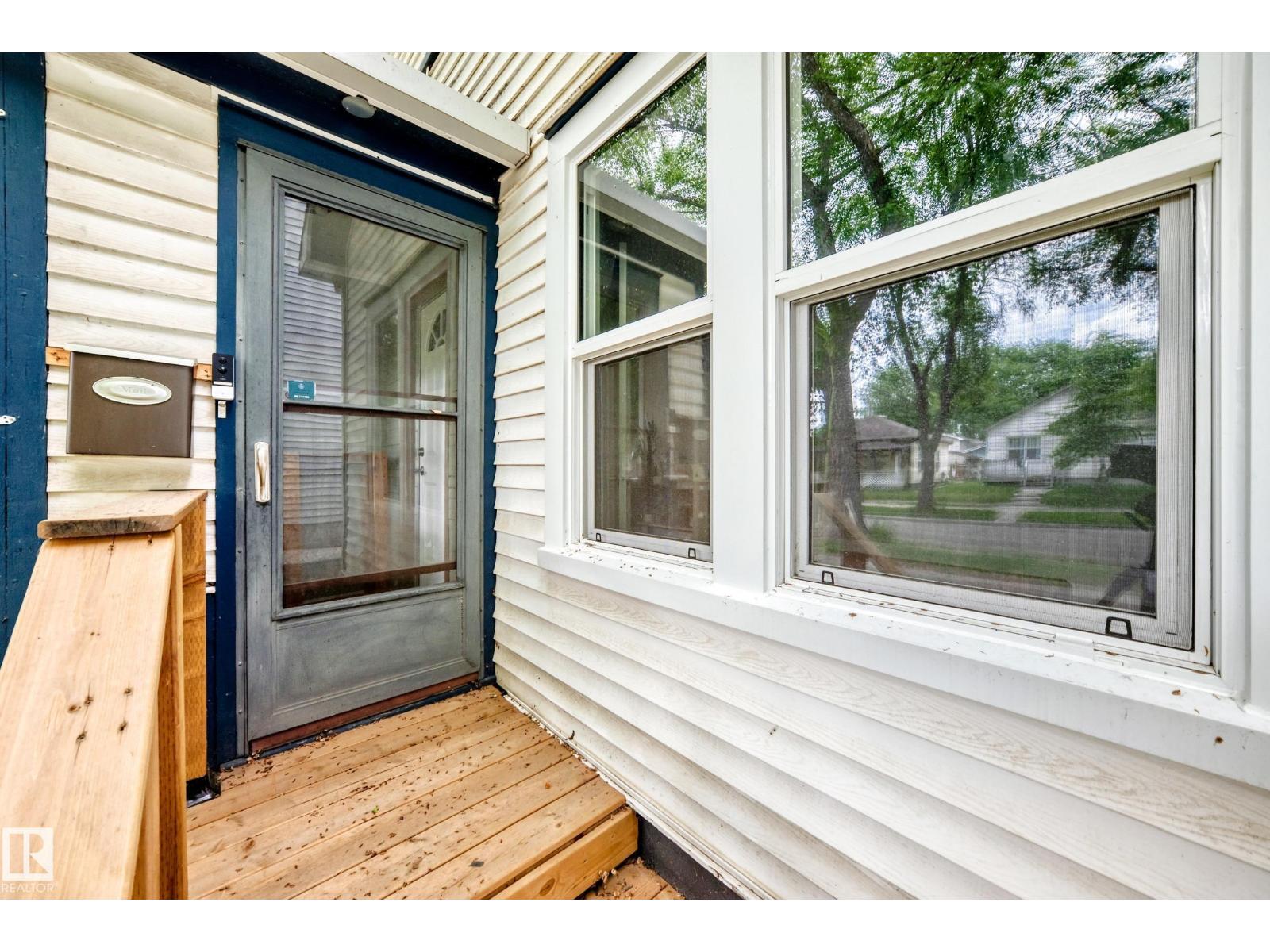 12121 64 St NW, Edmonton, Alberta  T5W 4J8 - Photo 2 - E4493309