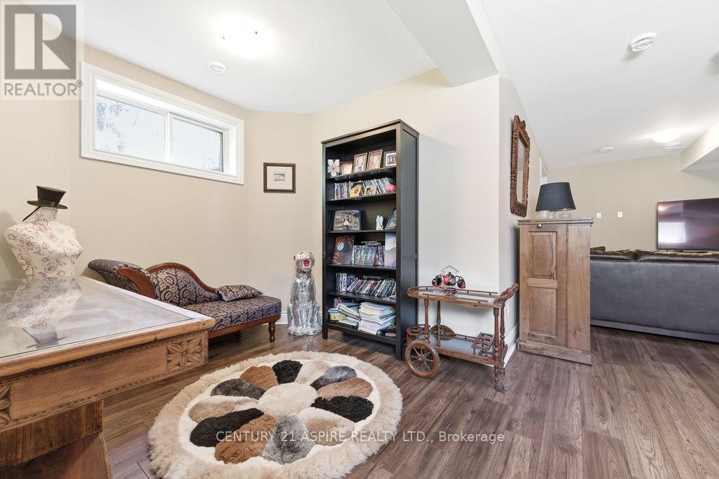 7 Nick Street, Petawawa, Ontario  K8H 0B7 - Photo 34 - X13436782