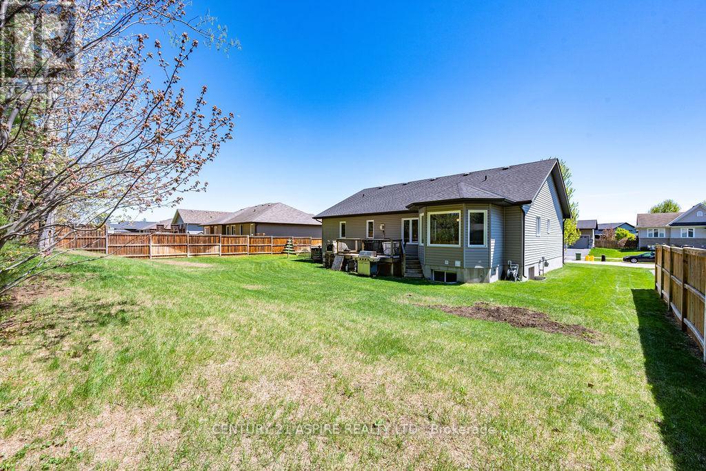 7 Nick Street, Petawawa, Ontario  K8H 0B7 - Photo 41 - X13436782