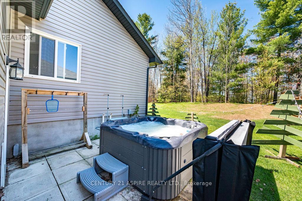 7 Nick Street, Petawawa, Ontario  K8H 0B7 - Photo 48 - X13436782