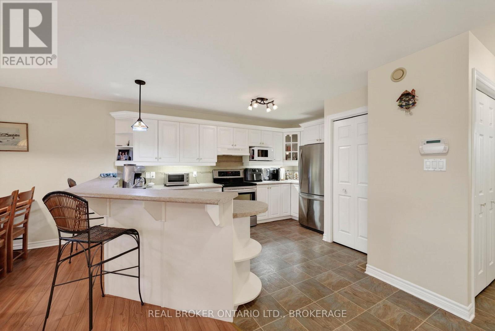 83 Sunset Boulevard, Cornwall, Ontario  K6H 7M3 - Photo 6 - X13436790