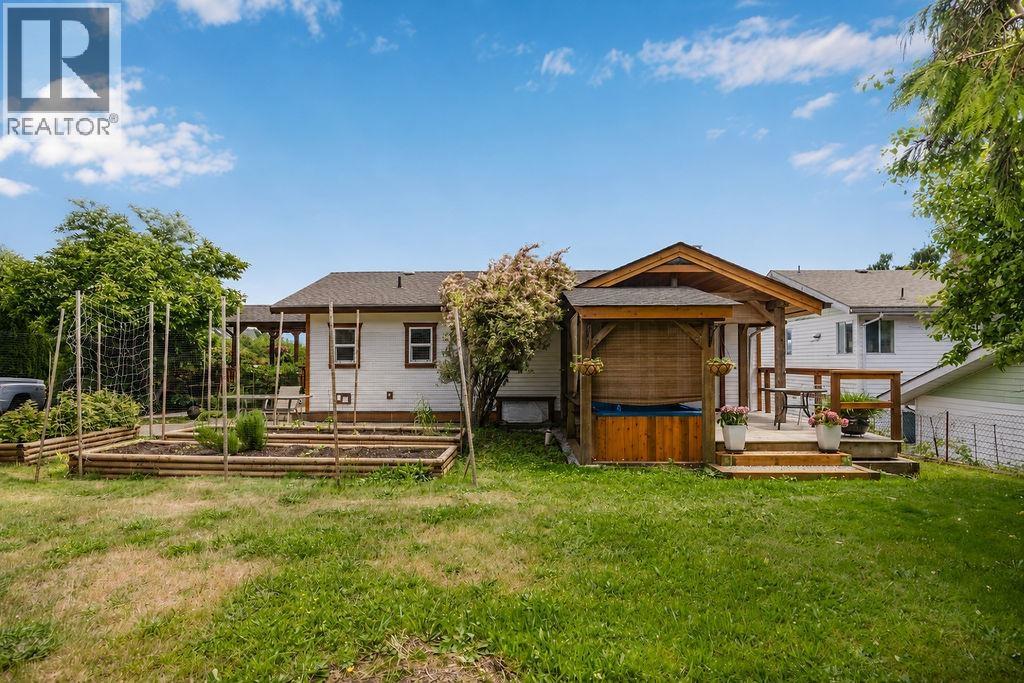 1515 Thompson Road, Gibsons, British Columbia  V0N 1V6 - Photo 25 - R3135324