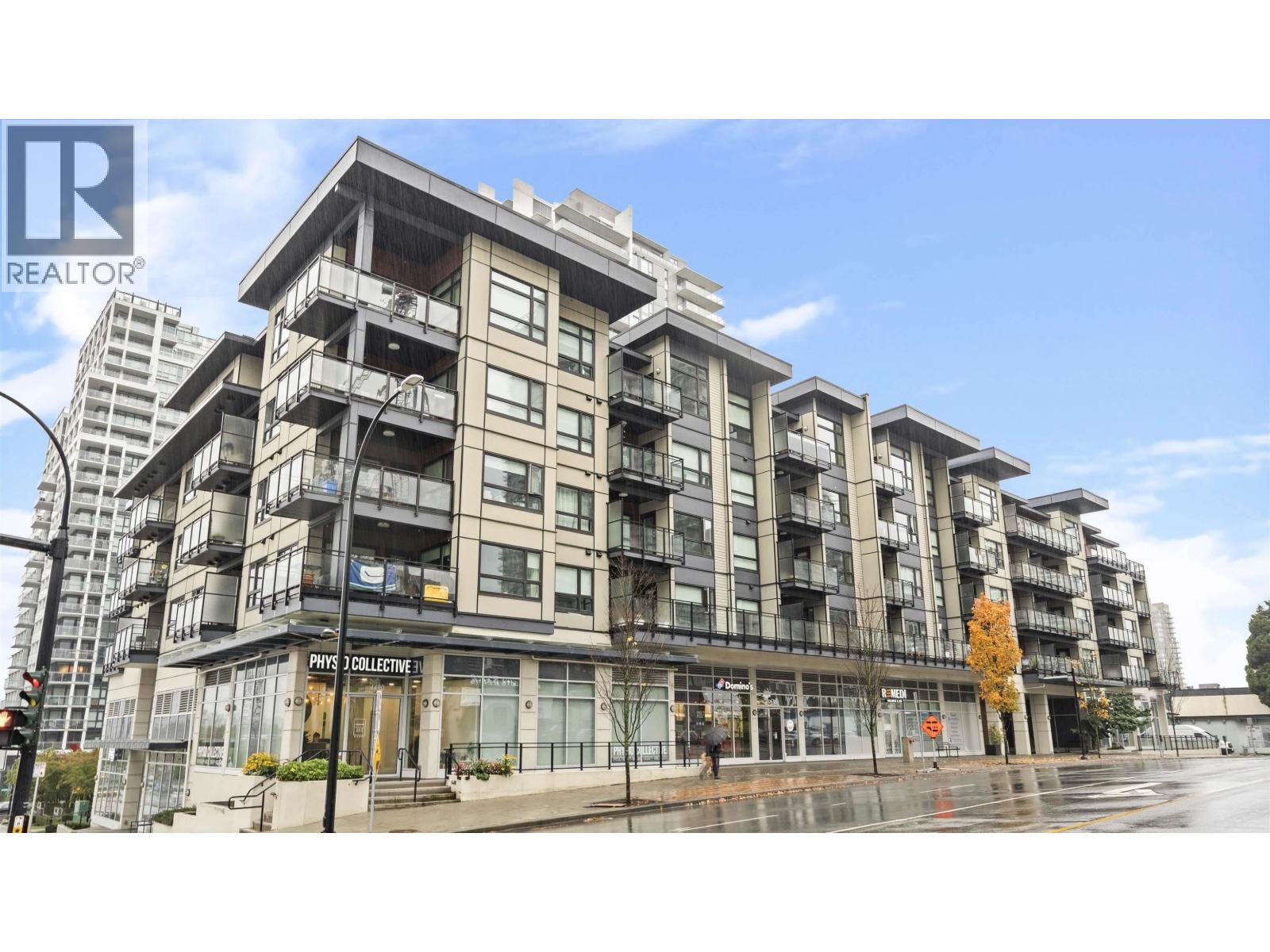 305 4468 DAWSON STREET