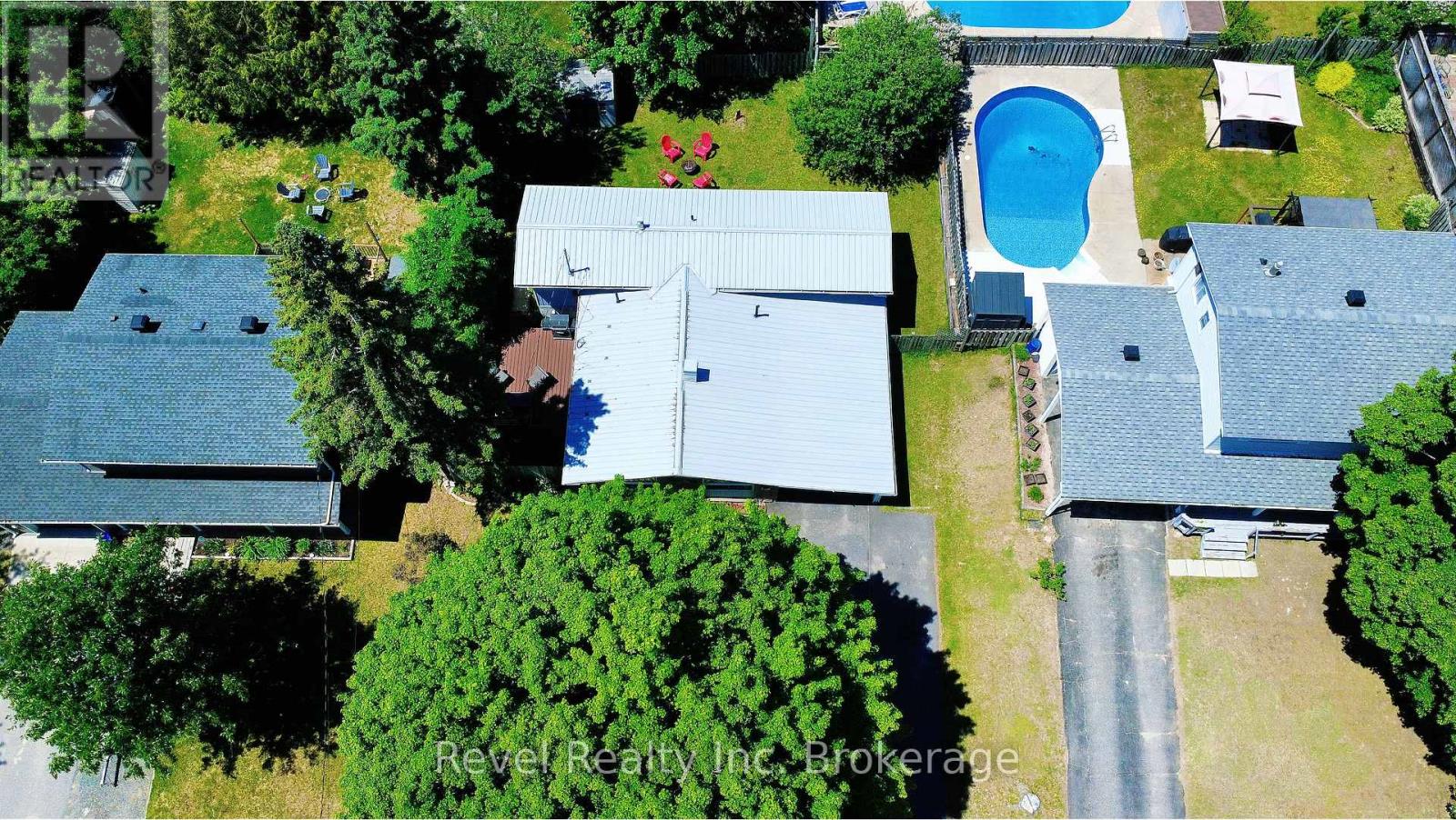 641 Ursula Street, North Bay, Ontario  P1B 5L3 - Photo 3 - X13436682
