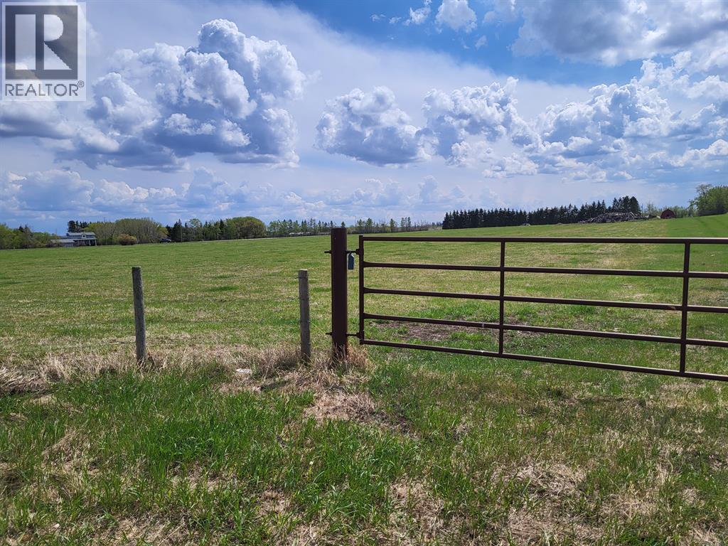 39064 C & E Trail, Red Deer, Alberta T4N 5E1 - Photo 1 - A2268767