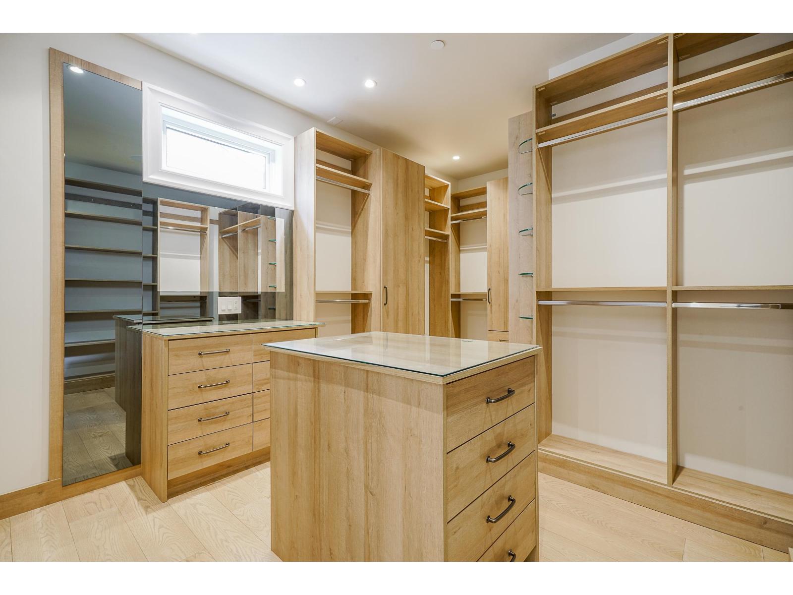 15729 Cliff Avenue, White Rock, British Columbia  V4B 1W3 - Photo 38 - R3135240