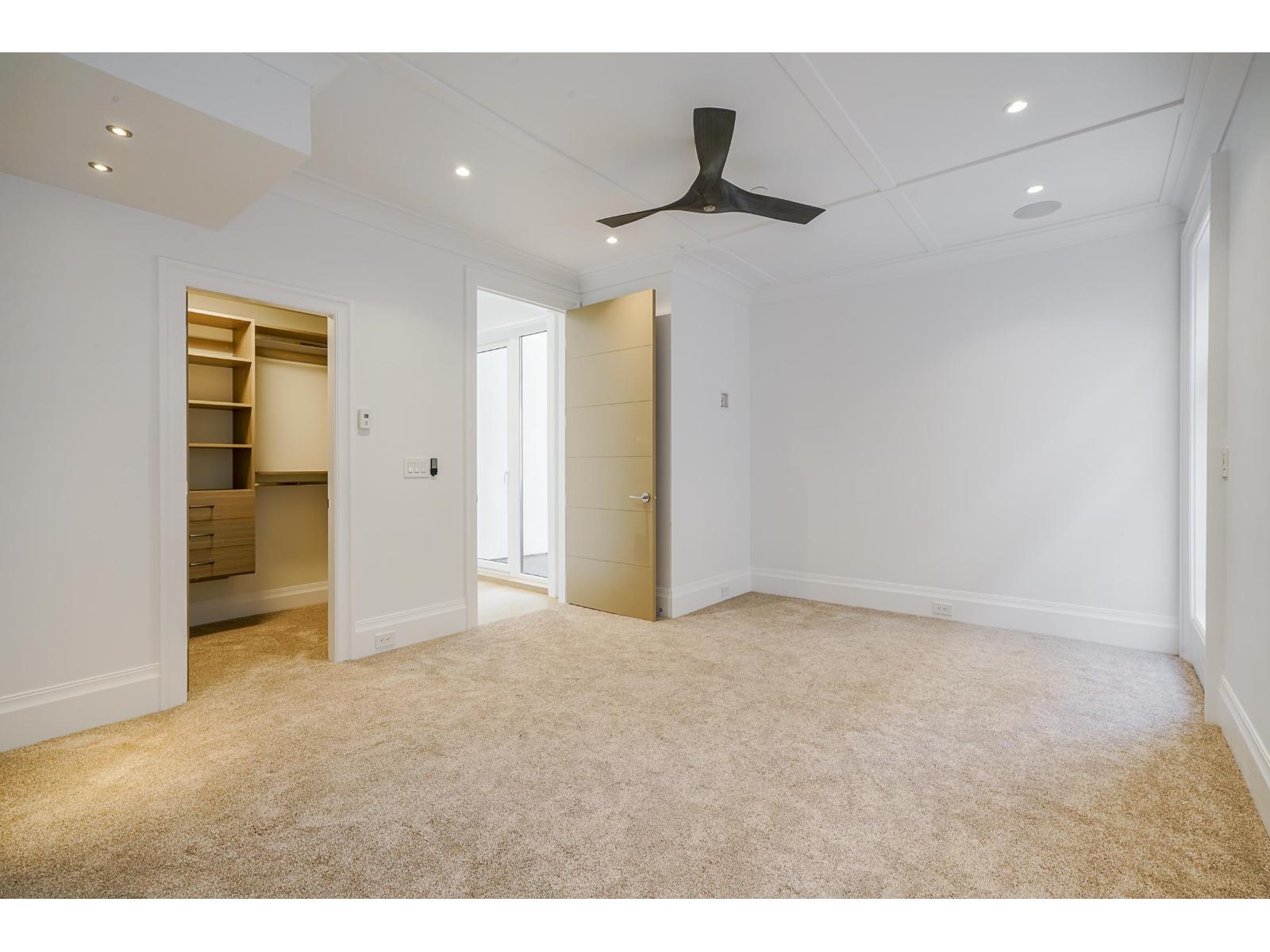 15729 Cliff Avenue, White Rock, British Columbia  V4B 1W3 - Photo 34 - R3135240
