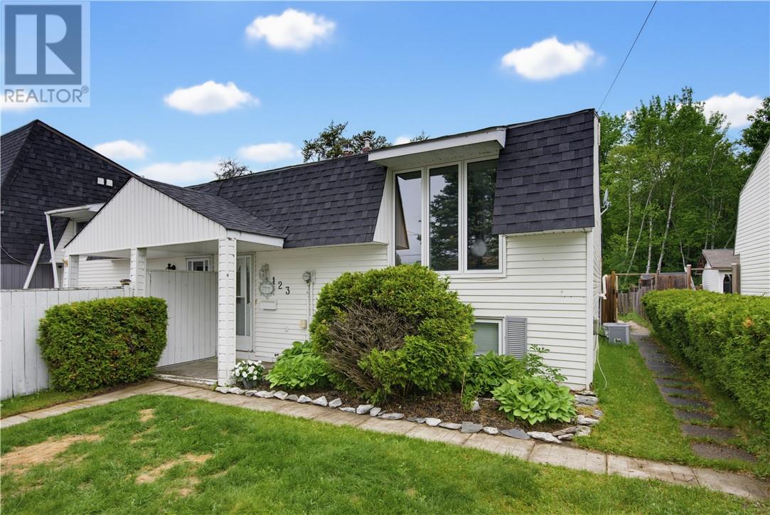 123 Marion Street, Chelmsford, Ontario  P0M 1L0 - Photo 2 - 2128502