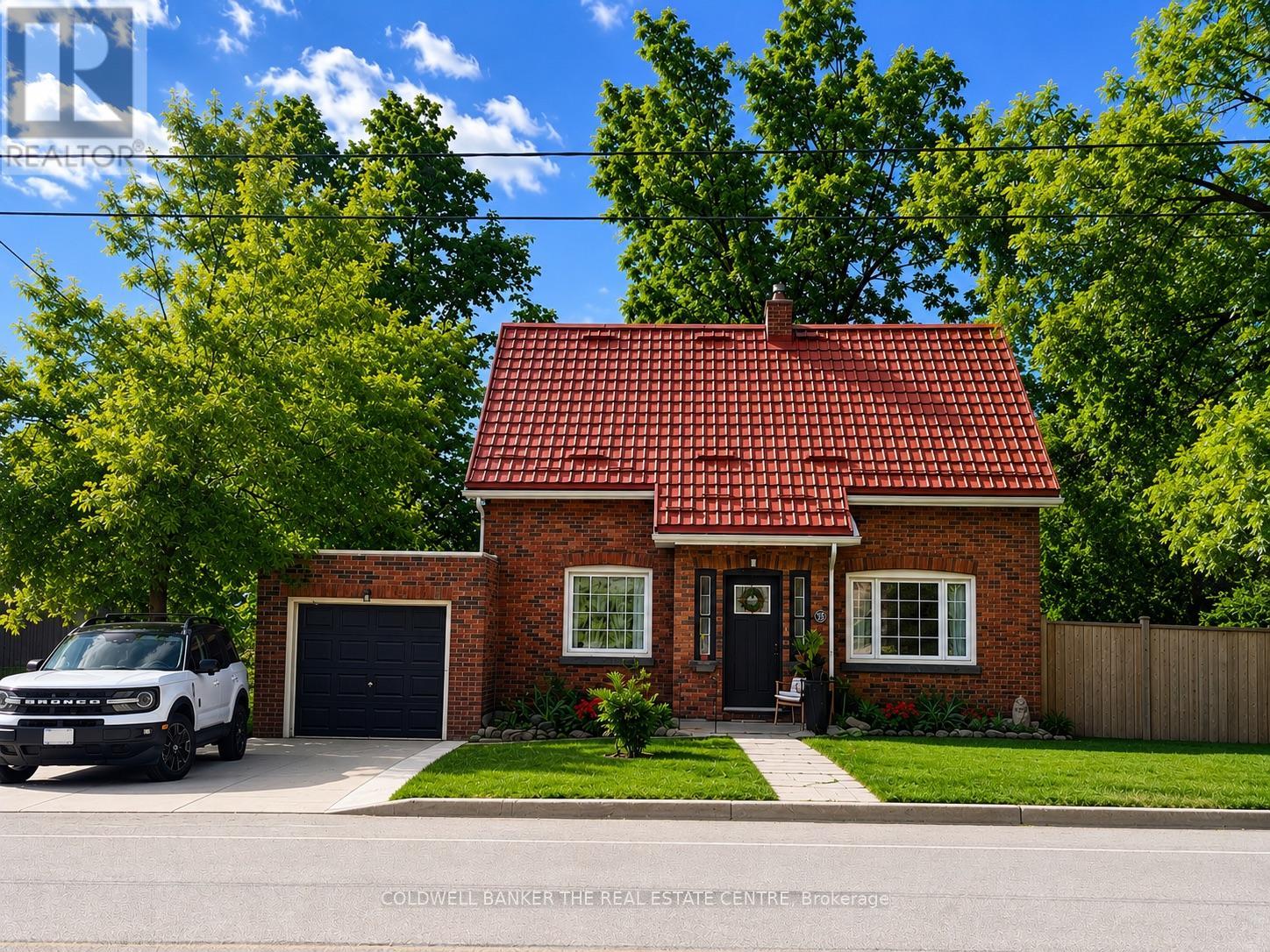 35 Grove Street E, Barrie, Ontario  L4M 2N8 - Photo 12 - S13435390