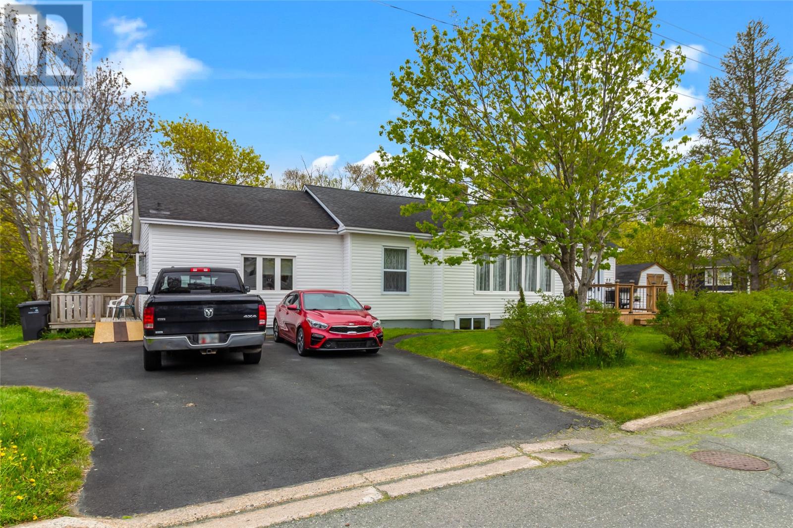 23 St Andrews Avenue, Mount Pearl, Newfoundland & Labrador A1N 1C8 - Photo 3 - 1298785