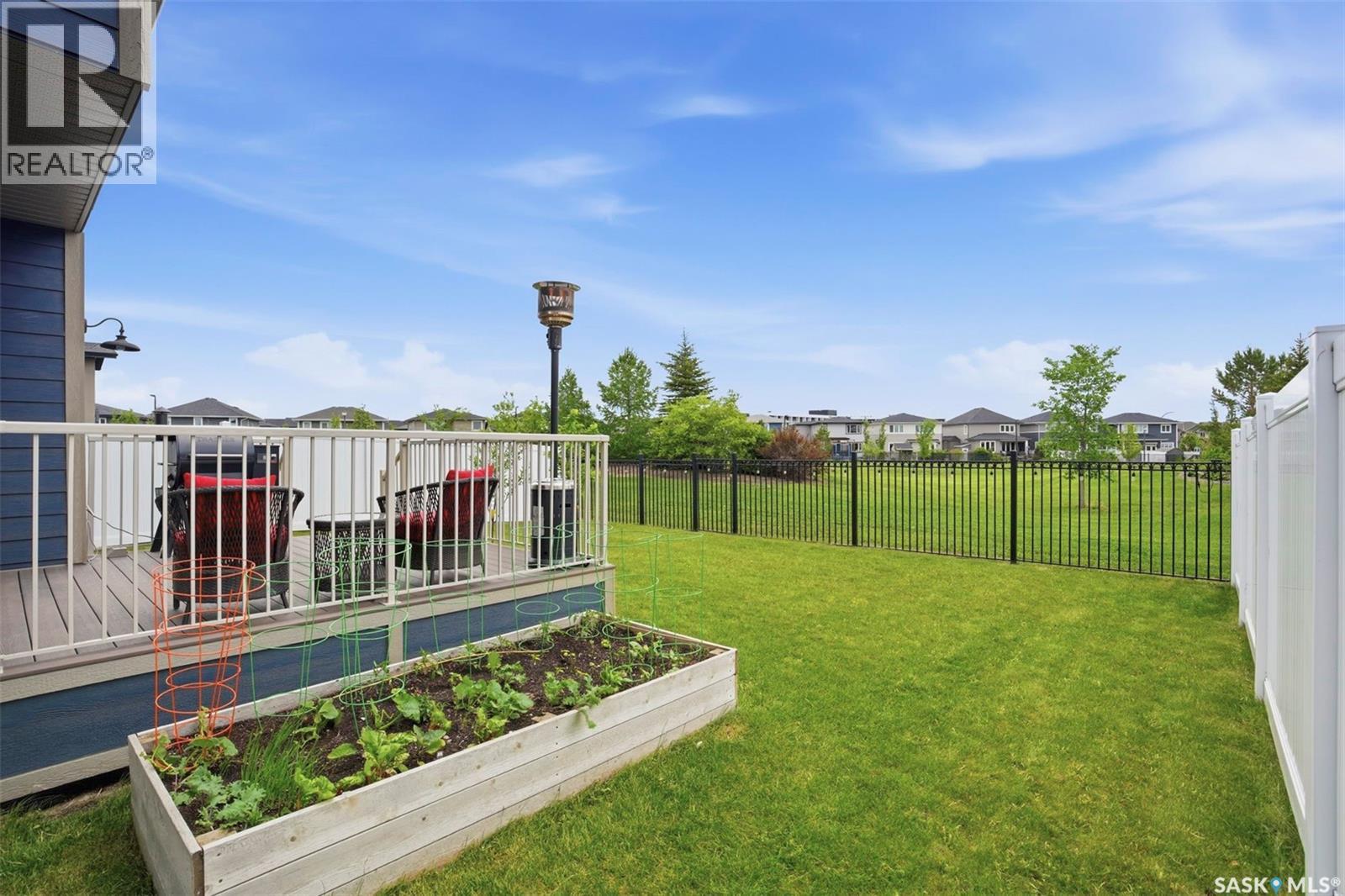 322 Dagnone Crescent, Saskatoon, Saskatchewan  S7V 0P7 - Photo 43 - SK039009