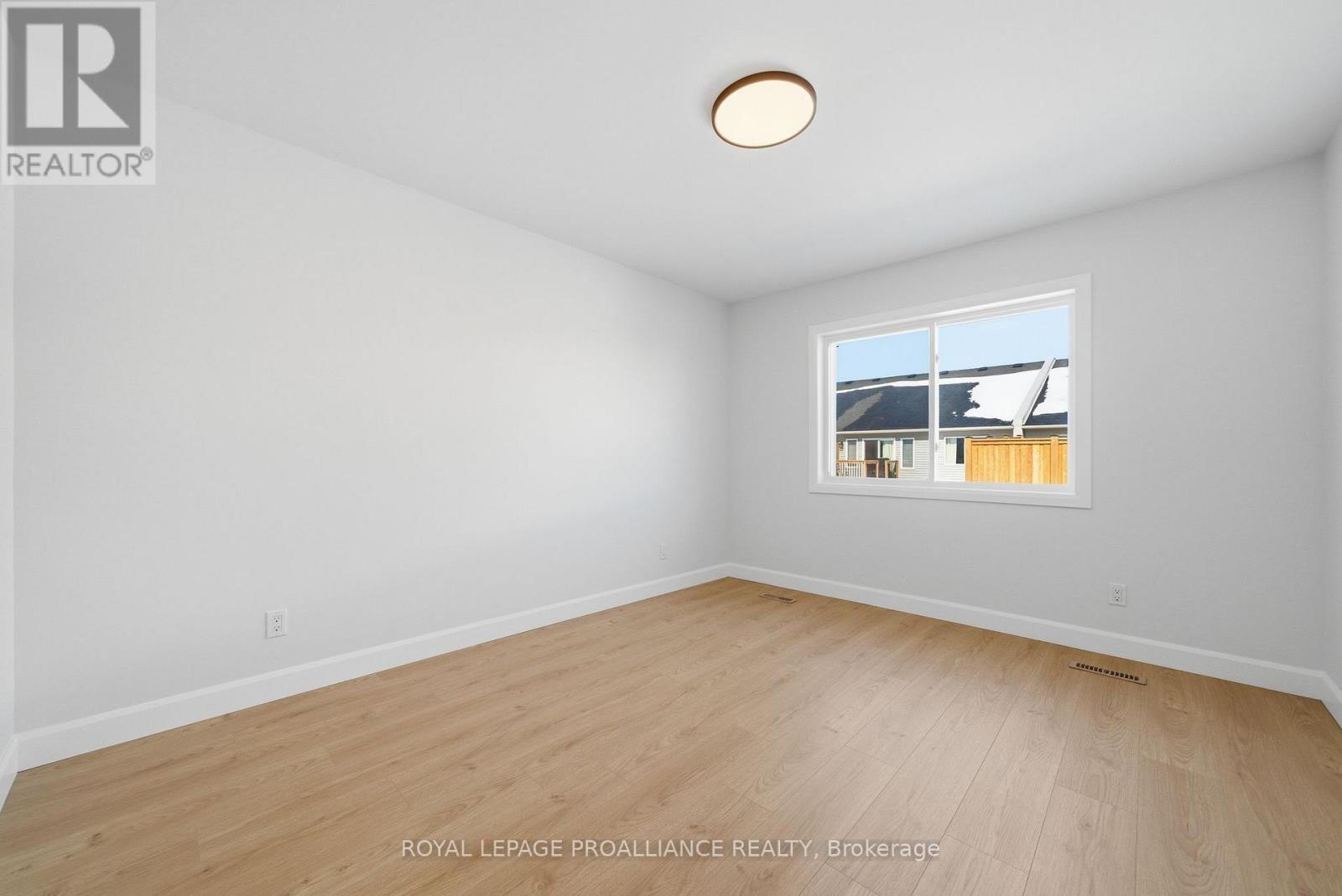 59 Sandhu Crescent, Belleville, Ontario  K8P 0G7 - Photo 18 - X12713730