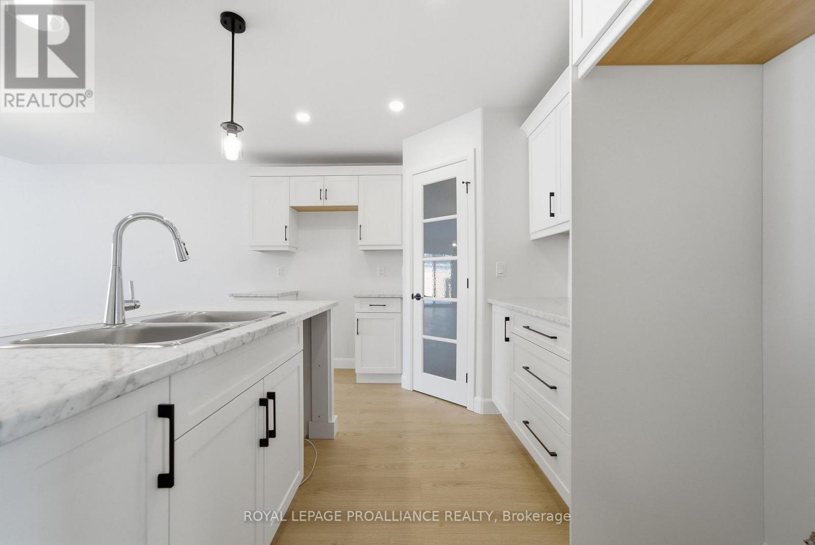 59 Sandhu Crescent, Belleville, Ontario  K8P 0G7 - Photo 7 - X12713730