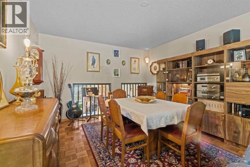 13005 6 Street SW, Calgary, Alberta  T2W 4J8 - Photo 18 - A2320000