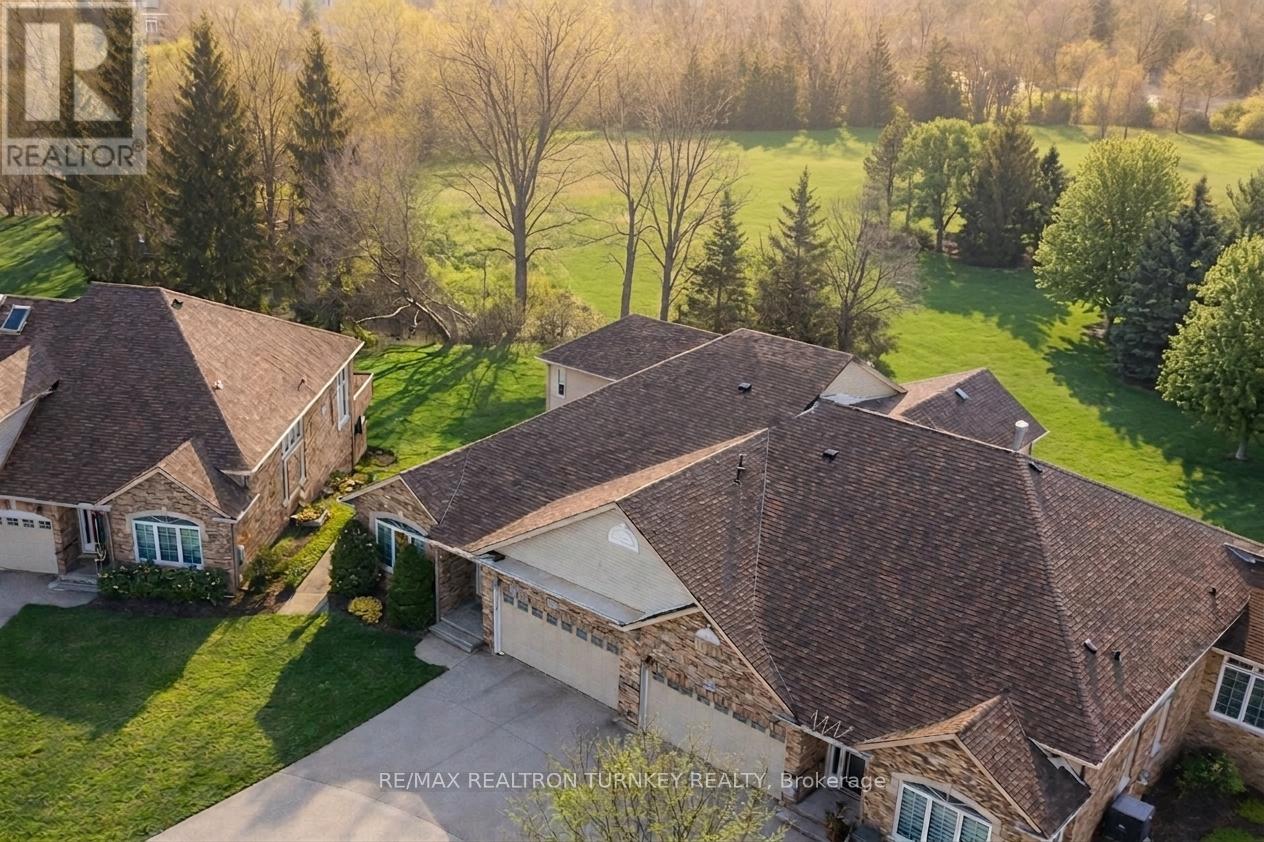 440 Morley Cook Crescent, Newmarket, Ontario L3X 2M3 - Photo 3 - N13436720