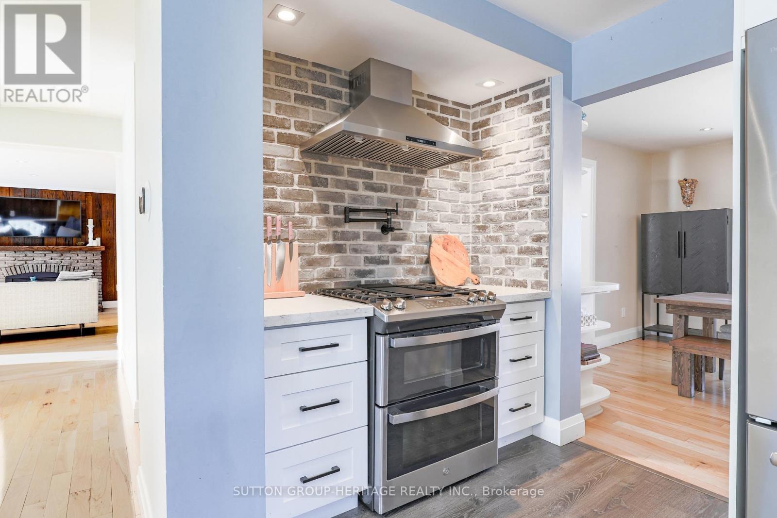 3 Northwood Road, Georgina, Ontario  L0E 1R0 - Photo 30 - N13436746