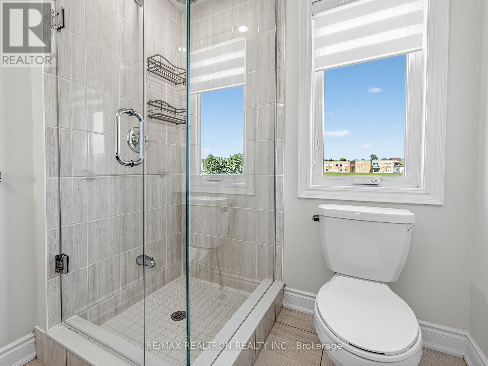 202 Sutherland Avenue, Bradford West Gwillimbury, Ontario  L3Z 4H7 - Photo 26 - N13436756