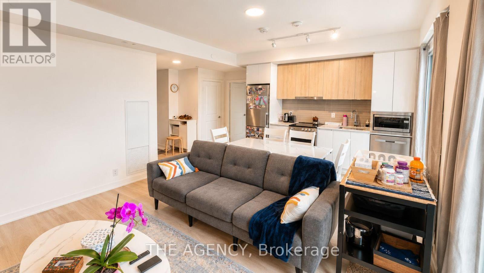 A622 - 30 Upper Mall Way, Vaughan (Brownridge), Ontario  L4J 0L7 - Photo 5 - N13436810