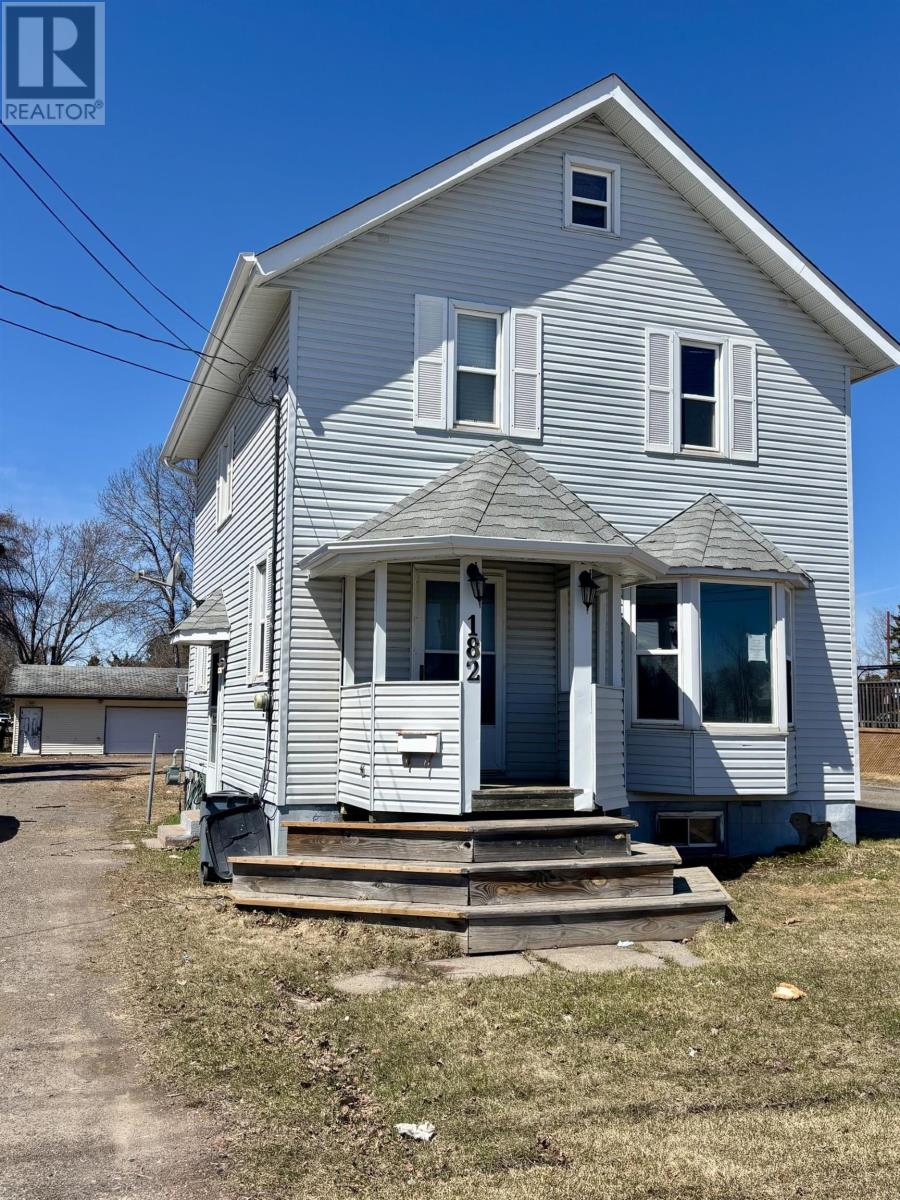 182 High St, Thudner Bay, Ontario  P7A 5R6 - Photo 1 - TB2601481