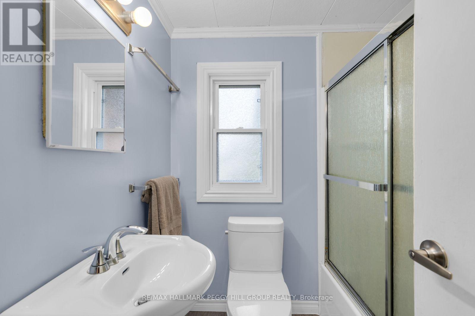 318 Percy Street, Tay, Ontario  L0K 2C0 - Photo 11 - S13436608
