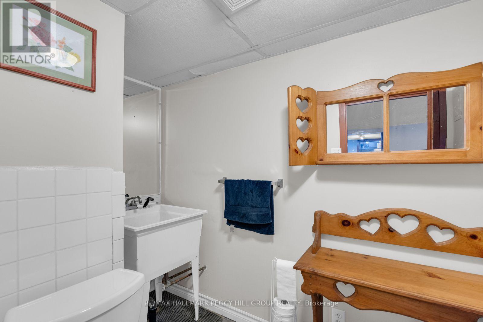 318 Percy Street, Tay, Ontario  L0K 2C0 - Photo 14 - S13436608
